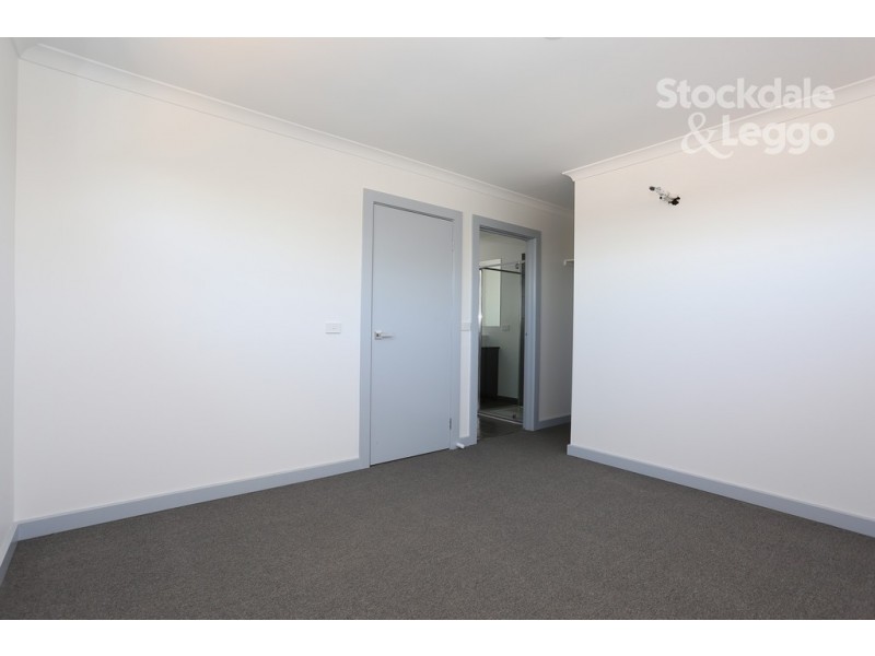 2/51 Lahinch Street, Broadmeadows VIC 3047