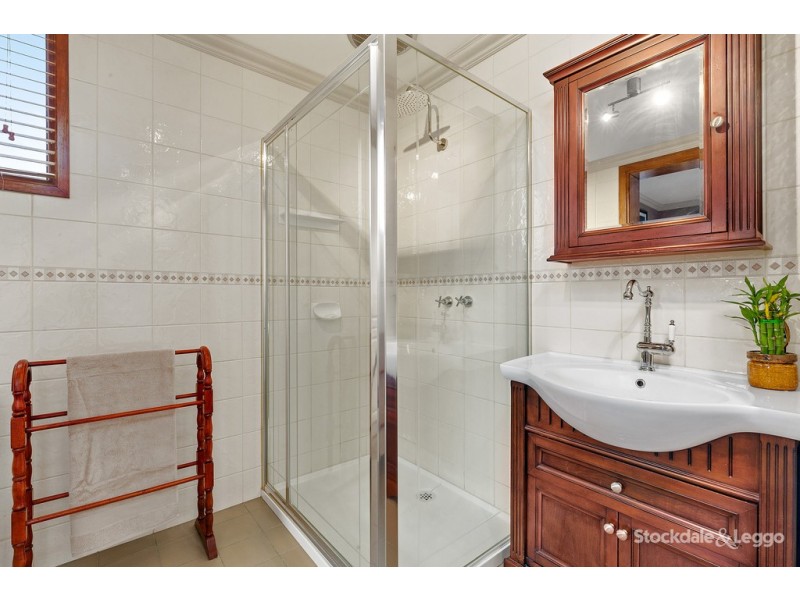 25 Glencairn Crescent, Broadmeadows VIC 3047