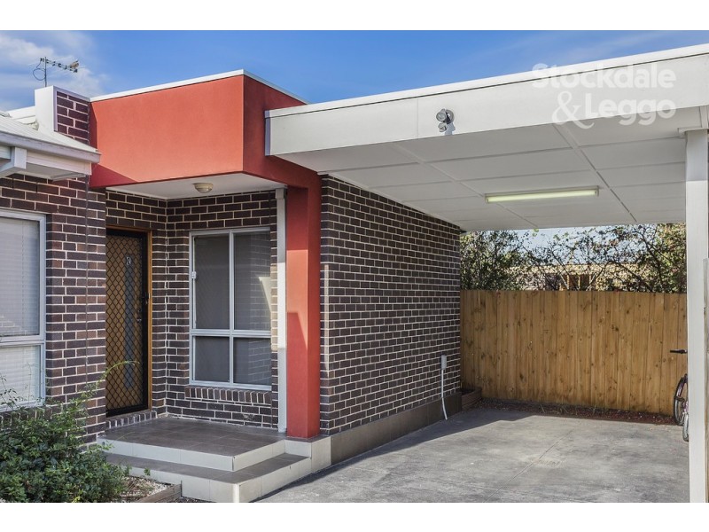 2/28 View Street, Glenroy VIC 3046