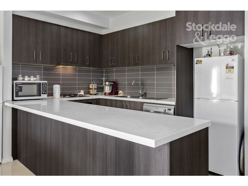 2/28 View Street, Glenroy VIC 3046