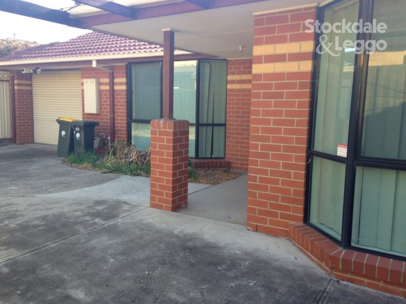 2/352 Waterloo Road, Glenroy VIC 3046