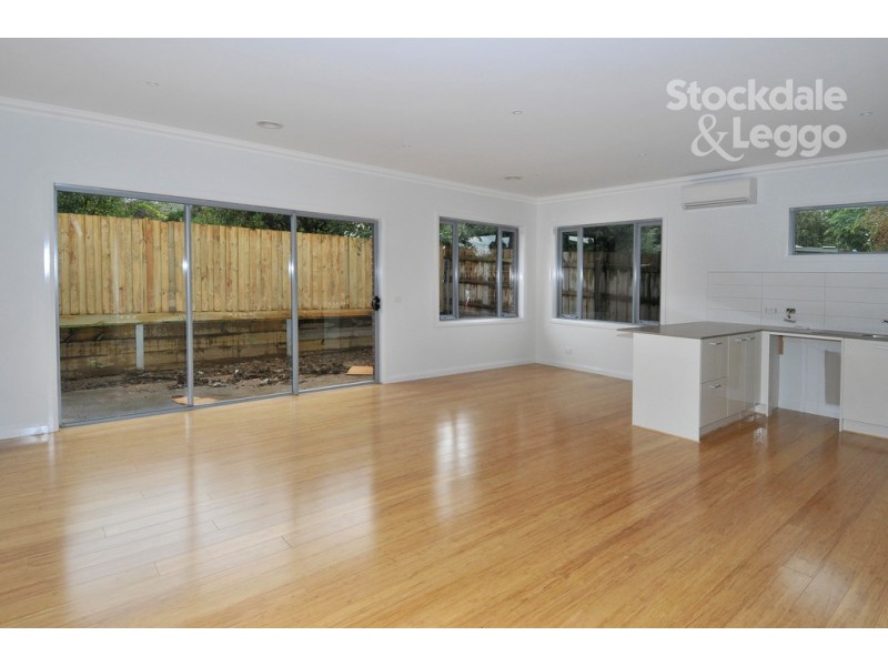 3/30 George Street, Glenroy VIC 3046