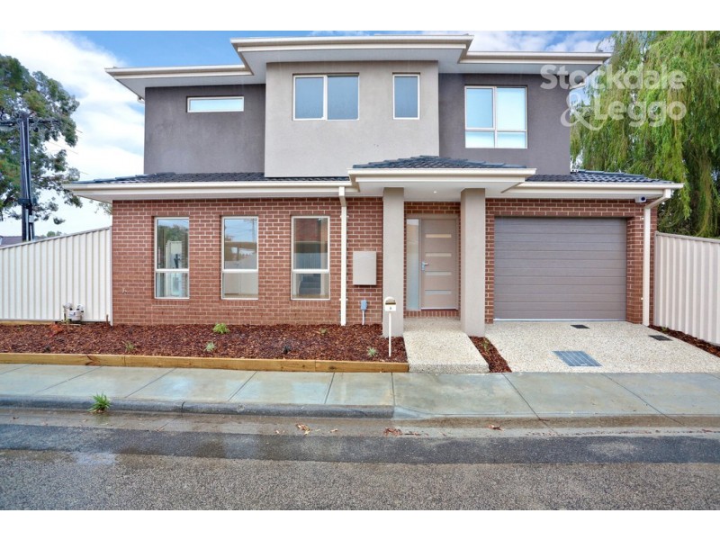 6 Jessie Hunter Street, Hadfield VIC 3046