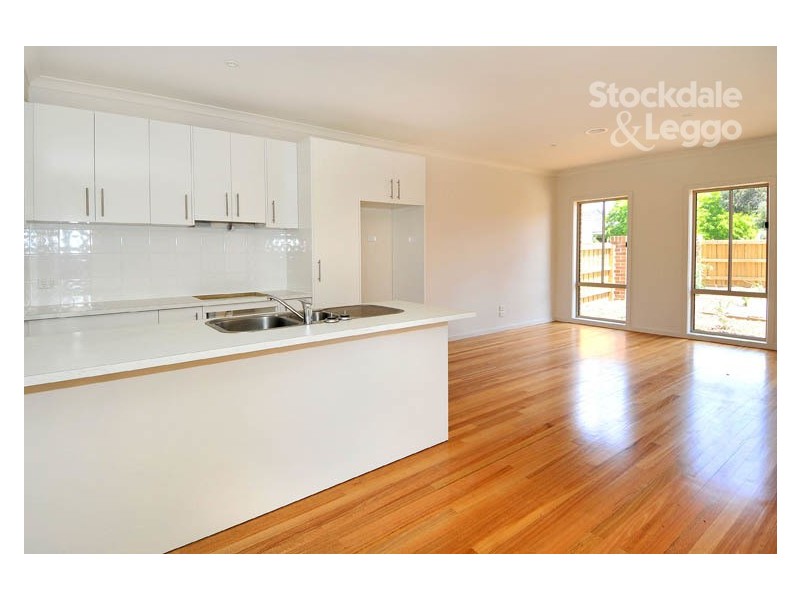 1/528 Pascoe Vale Road, Pascoe Vale VIC 3044
