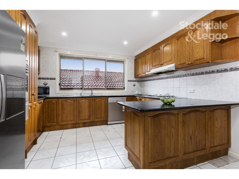 34 Gunbower Crescent, Meadow Heights VIC 3048