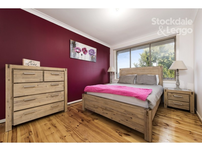 34 Gunbower Crescent, Meadow Heights VIC 3048