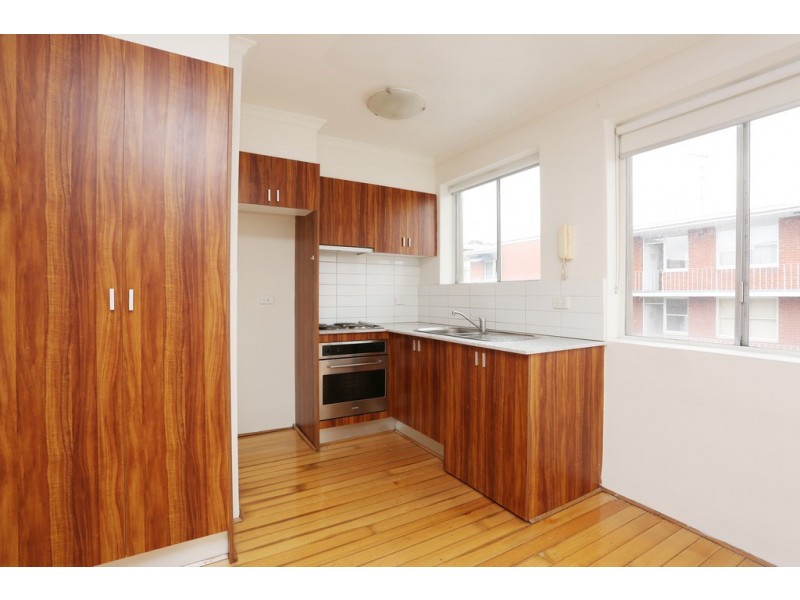 17/556 Moreland Road, Brunswick West VIC 3055