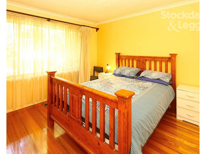 46 Valley Crescent, Glenroy VIC 3046