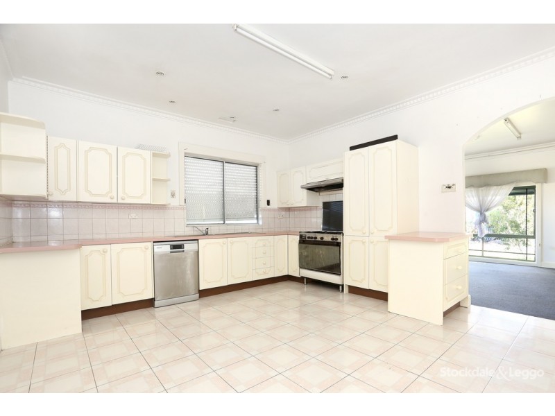 24 Justin Avenue, Glenroy VIC 3046