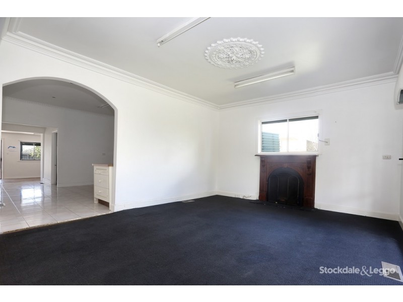 24 Justin Avenue, Glenroy VIC 3046