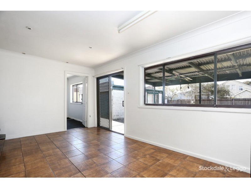 24 Justin Avenue, Glenroy VIC 3046