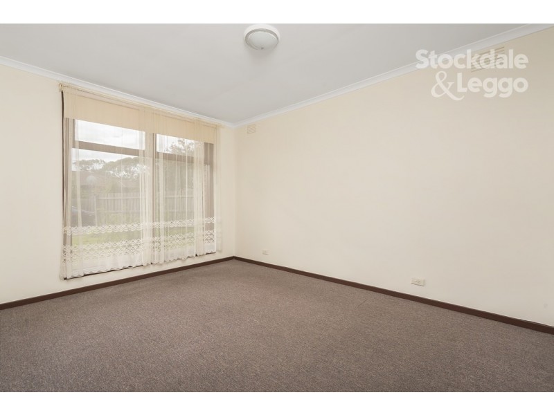 2/5-11 Riches Street, Dallas VIC 3047