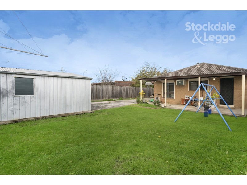 4 Chilwell Court, Meadow Heights VIC 3048