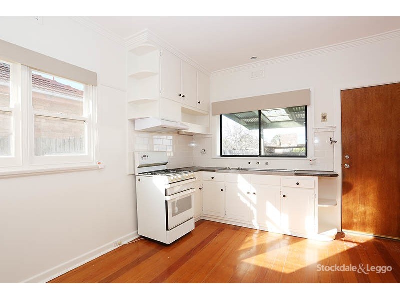 24 Glen Street, Glenroy VIC 3046