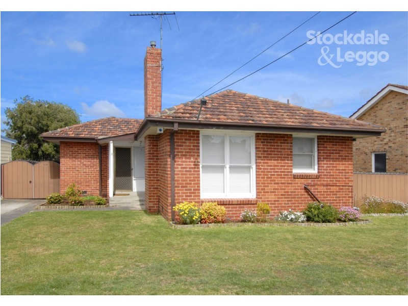 3 Kinnaird Street, Jacana VIC 3047