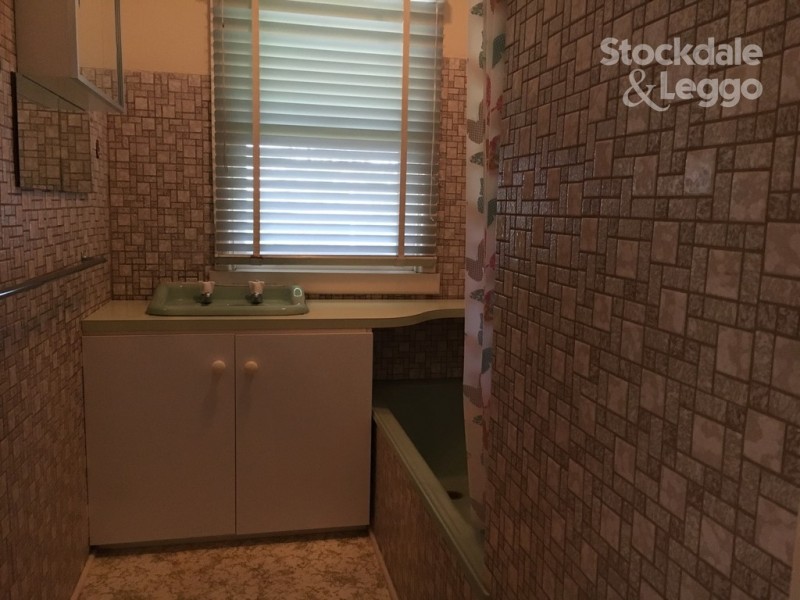 29 Glenroy Road, Glenroy VIC 3046