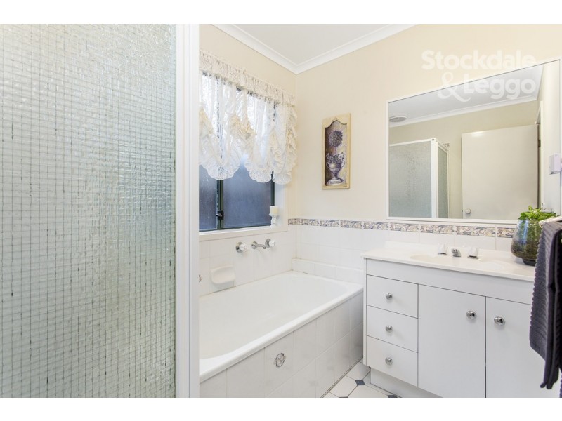 18 Exeter Street, Hadfield VIC 3046