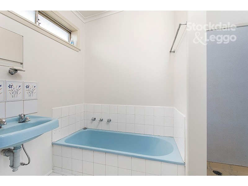 2 Tempy Court, Dallas VIC 3047