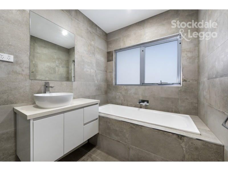 1/99 East Street, Hadfield VIC 3046