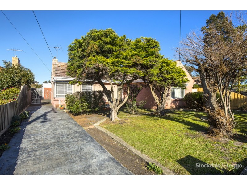 19 Anselm Grove, Glenroy VIC 3046