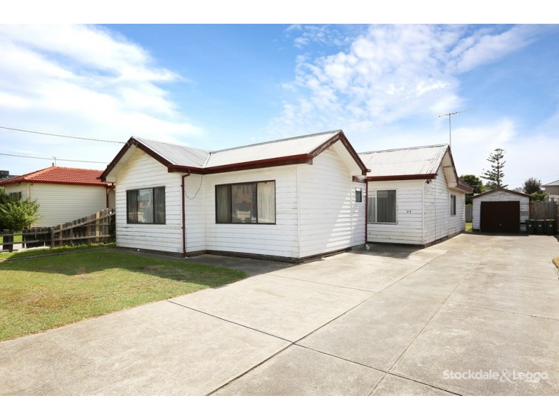 24 Hilton Street, Glenroy VIC 3046
