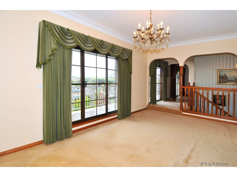 54 Devereaux Street, Oak Park VIC 3046