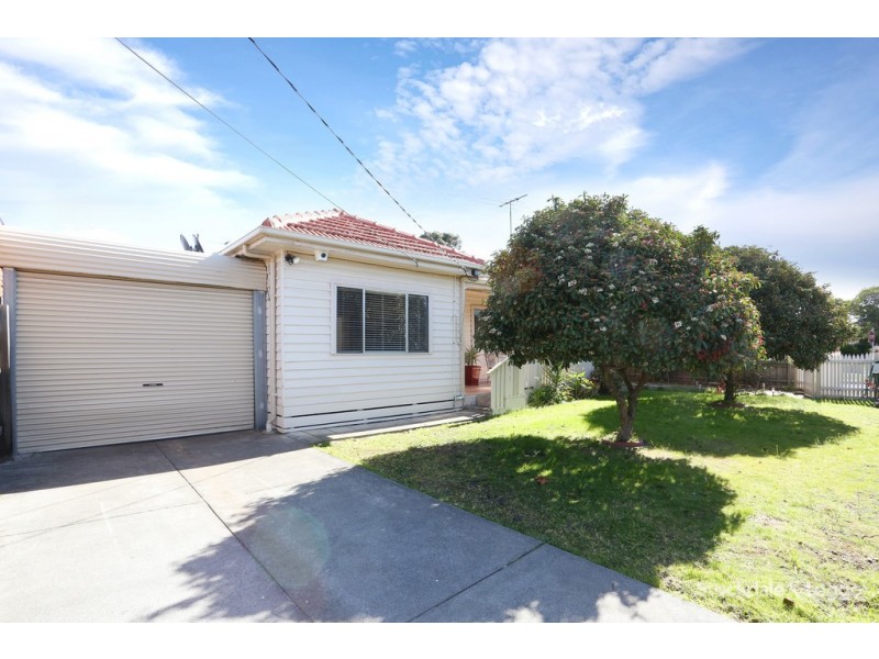 15 East Street, Hadfield VIC 3046