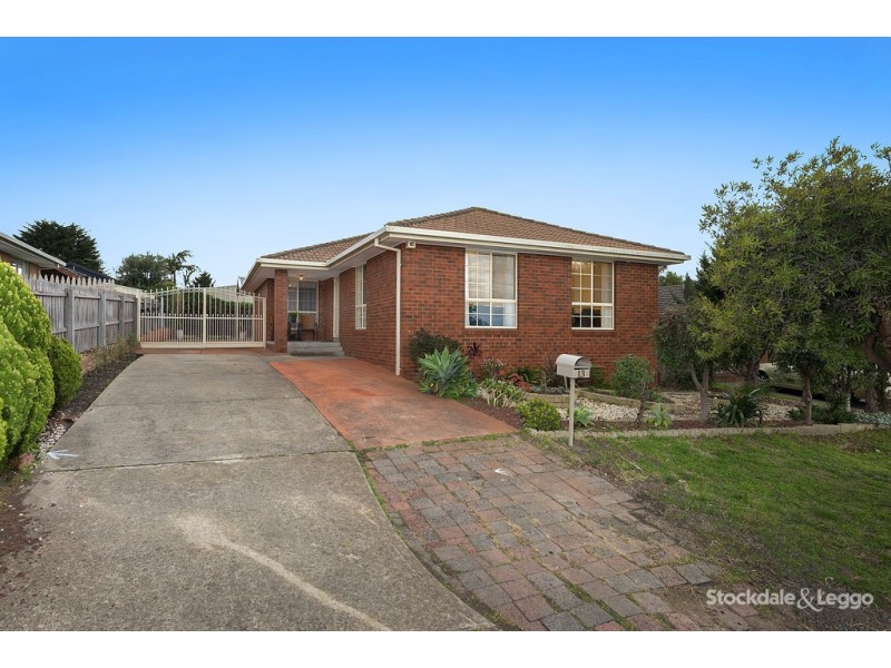 13 Manna Court, Meadow Heights VIC 3048