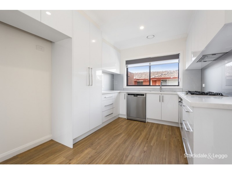 2/288 Wood Street, Preston VIC 3072