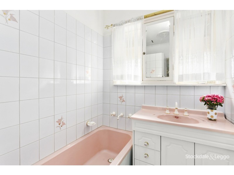 16 Disney Street, Fawkner VIC 3060