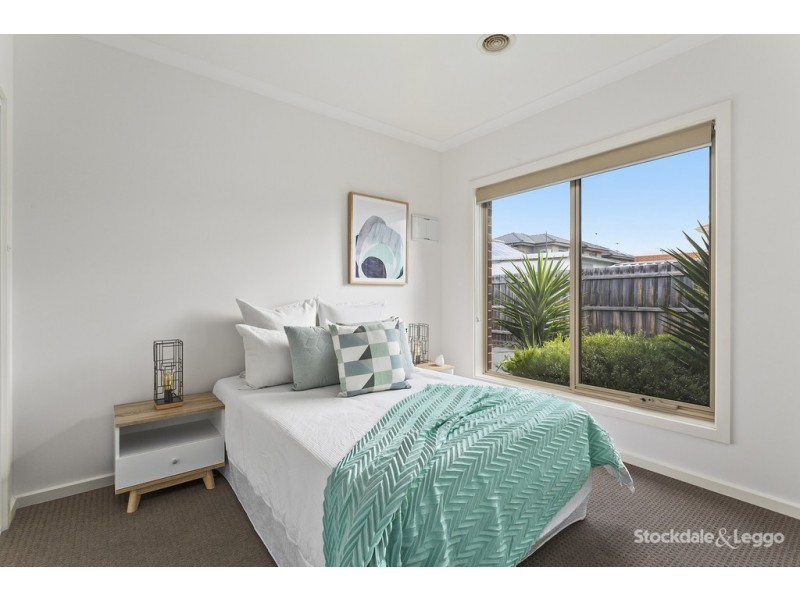 2/12 Rowan Street, Glenroy VIC 3046