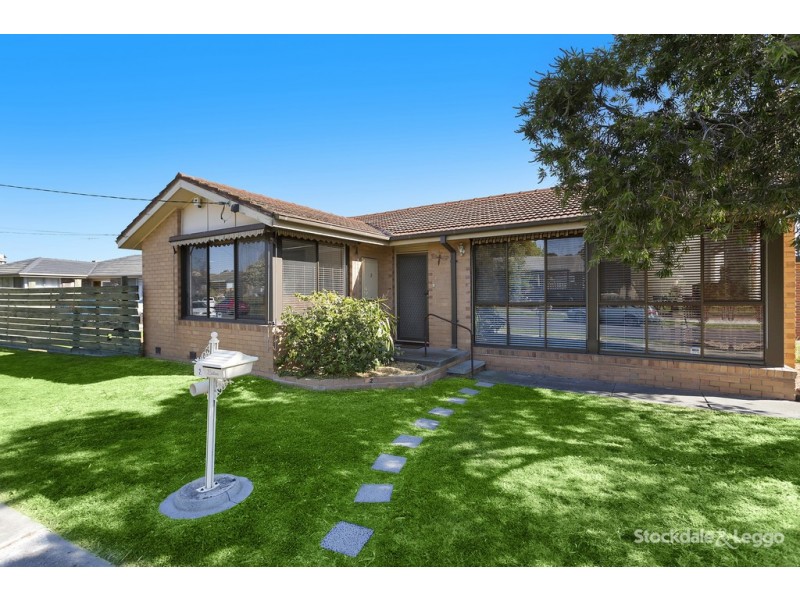 2 Melton Court, Dallas VIC 3047