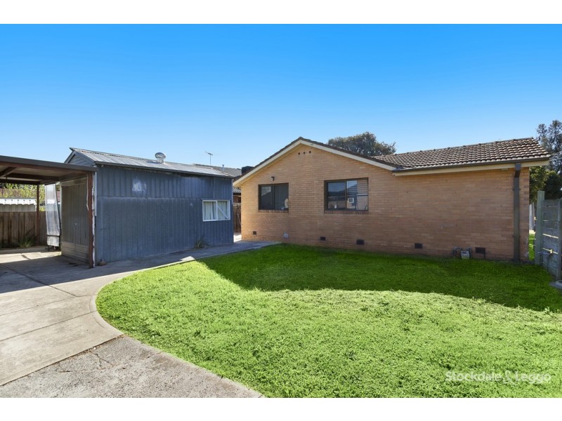 2 Melton Court, Dallas VIC 3047