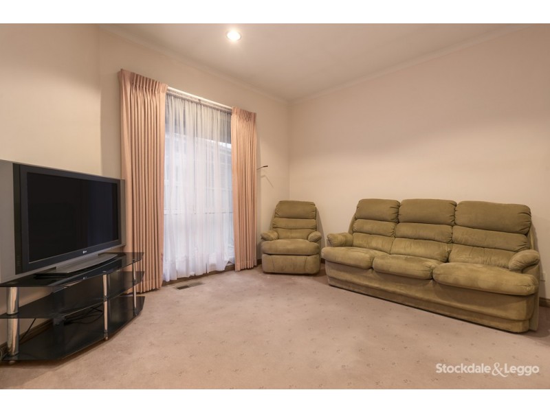 6 Maria Court, Hadfield VIC 3046