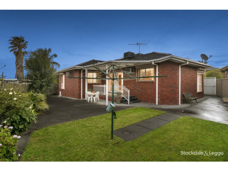6 Maria Court, Hadfield VIC 3046