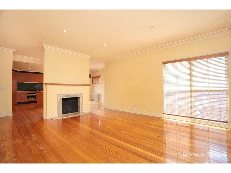 1/1 Logan Street, Glenroy VIC 3046