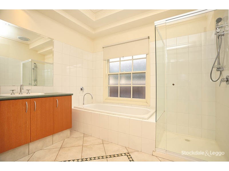 1/1 Logan Street, Glenroy VIC 3046