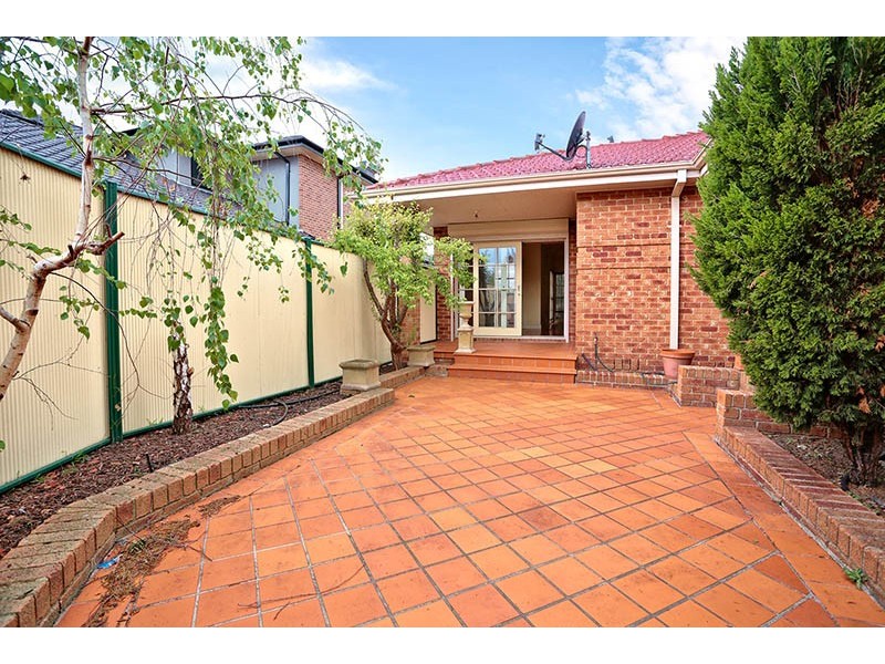 1/1 Logan Street, Glenroy VIC 3046