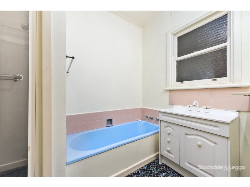 14 Pengana Avenue, Glenroy VIC 3046