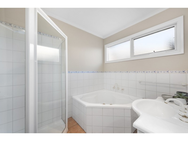 58 Sutherland Street, Hadfield VIC 3046