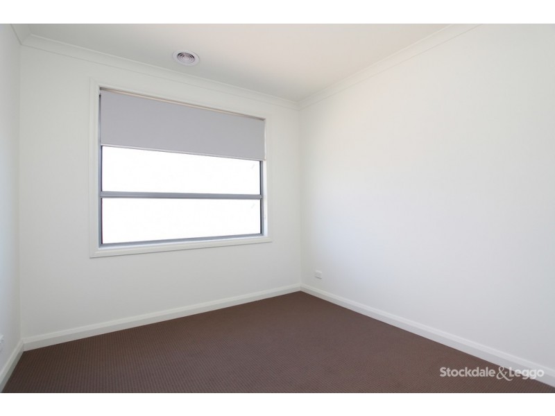 2/39-41 Valencia Street, Glenroy VIC 3046