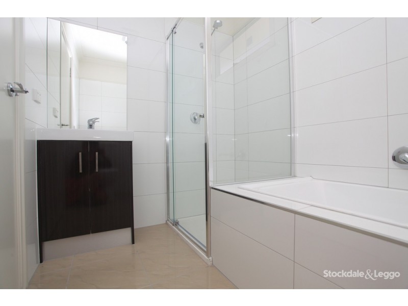 2/39-41 Valencia Street, Glenroy VIC 3046