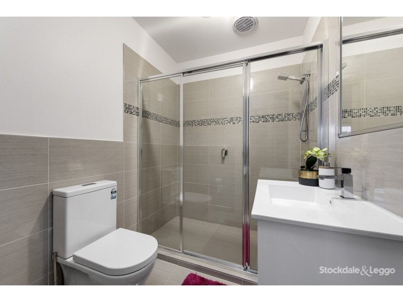 2/14 Hubert Avenue, Glenroy VIC 3046