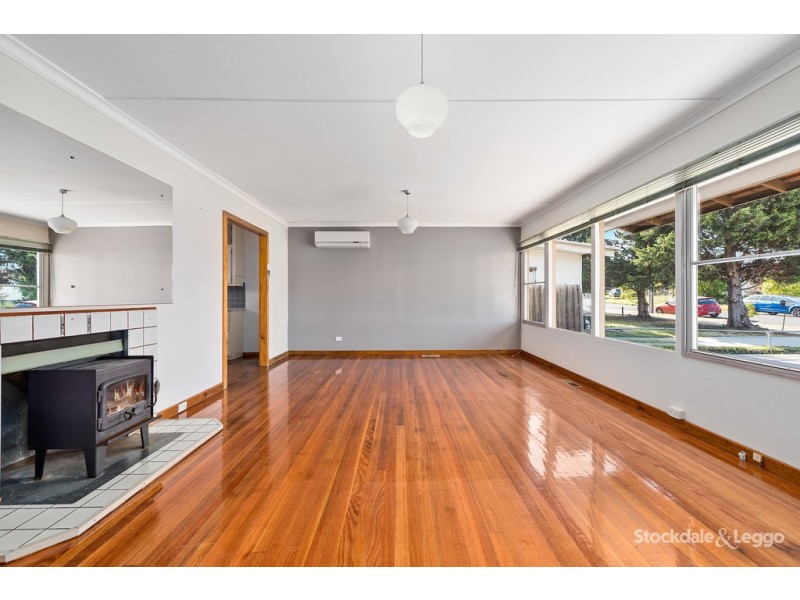 1/7 Calivil Street, Dallas VIC 3047