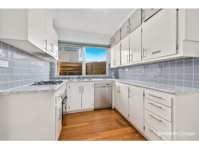 1/7 Calivil Street, Dallas VIC 3047