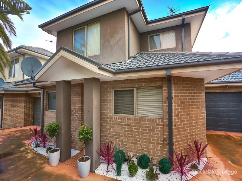 2/112 Daley Street, Glenroy VIC 3046