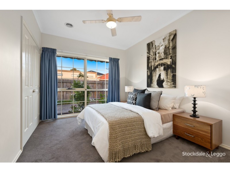 2/10 Gladstone Parade, Glenroy VIC 3046