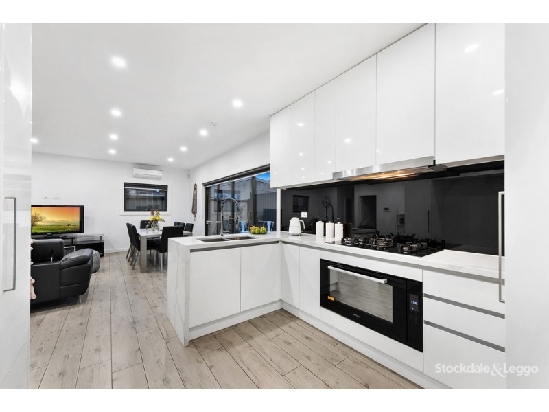 2/9 South Street, Hadfield VIC 3046