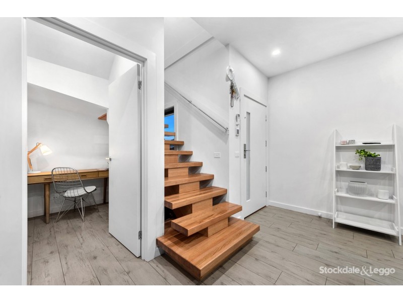 2/9 South Street, Hadfield VIC 3046