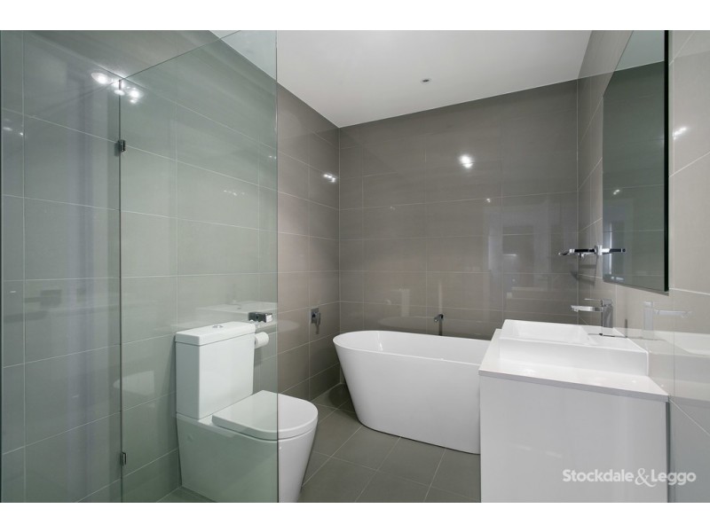 15 John Street, Seddon VIC 3011